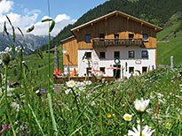 Die Hütte von außen